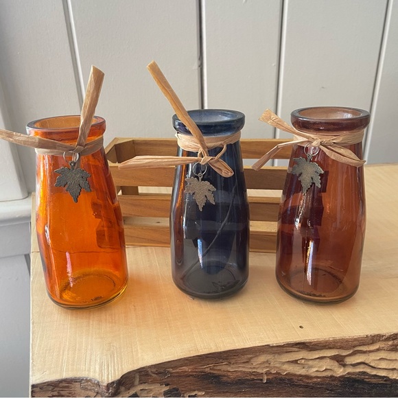 $15 SALE Colorful Glass Flower Vases Wooden Box Home Accent Decor Farmhouse - Picture 3 of 7